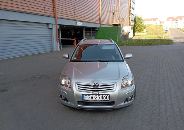 Toyota Avensis cena 17900 przebieg: 252123, rok produkcji 2008 z Stary Sącz małe 781